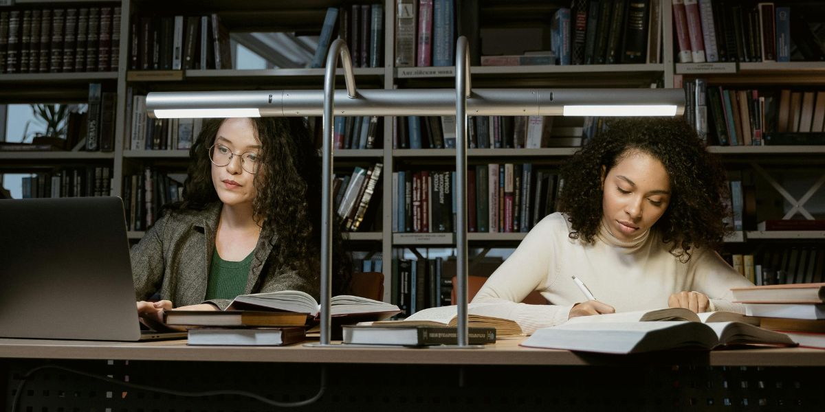 16 Ways To Get Cheap & Free Textbooks In The UK | Student Beans Blog