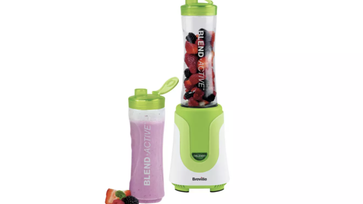 Breville blender with smoothie. Gifts for university students