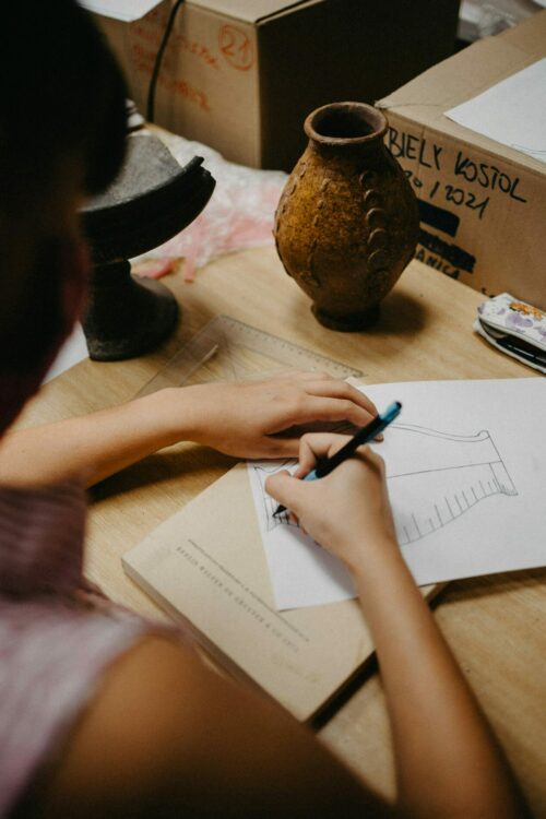what can i do with a history degree? - drawing archaeologist