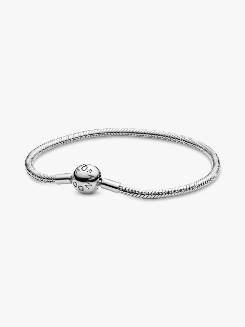 Students are curating layered jewellery collections, not one-off buys